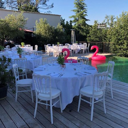 Sous Les Oliviers - Piscine Chauffee - Studios De Standing Tout-Equipes Saint-Maximin Esterno foto